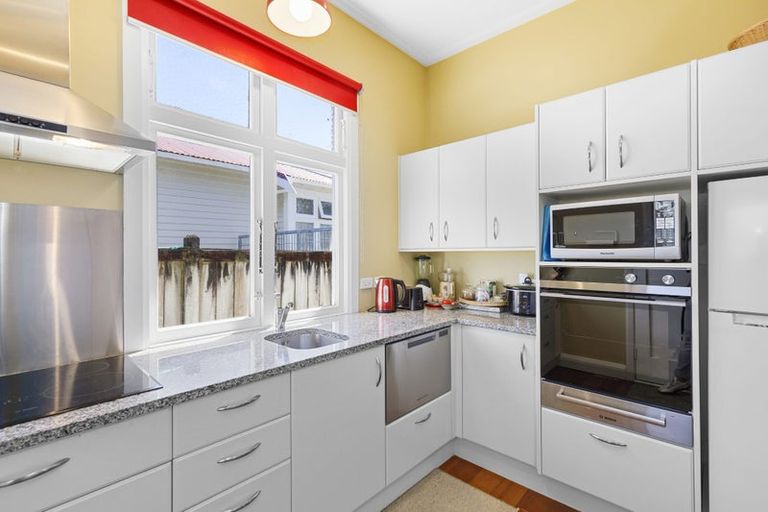 Photo of property in 1 Stellin Street, Boulcott, Lower Hutt, 5011
