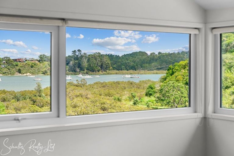 Photo of property in 1122 Whakapirau Road, Whakapirau, Maungaturoto, 0583