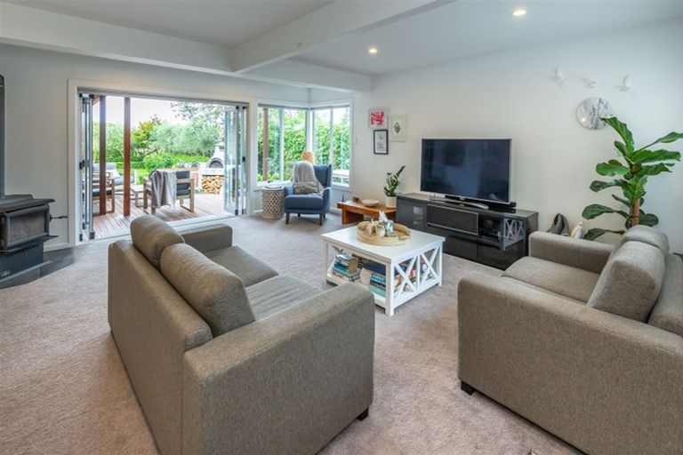 Photo of property in 62 Ferry Road, Woodend Beach, Kaiapoi, 7691