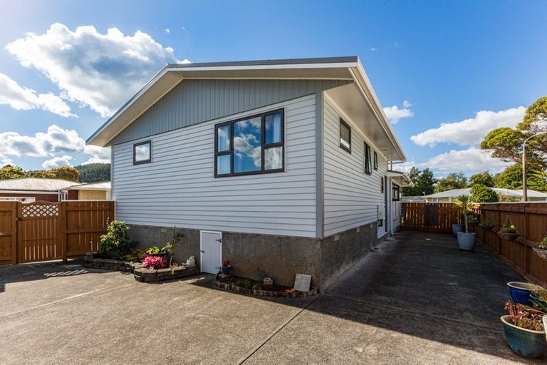 Photo of property in 21 Bonnie Glen Crescent, Ebdentown, Upper Hutt, 5018