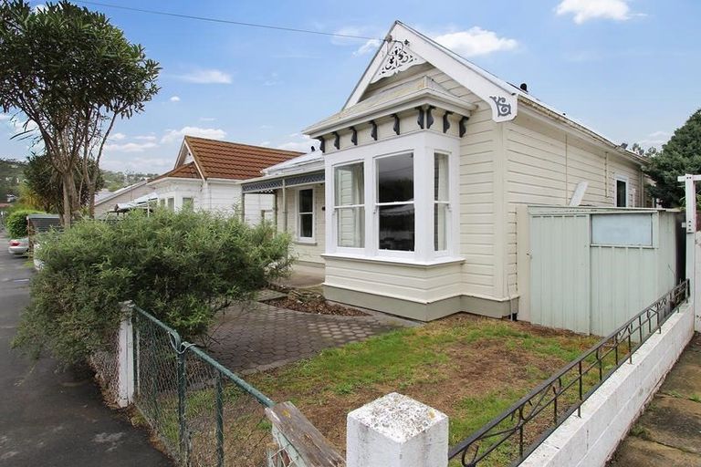Photo of property in 37 Carr Street, North East Valley, Dunedin, 9010