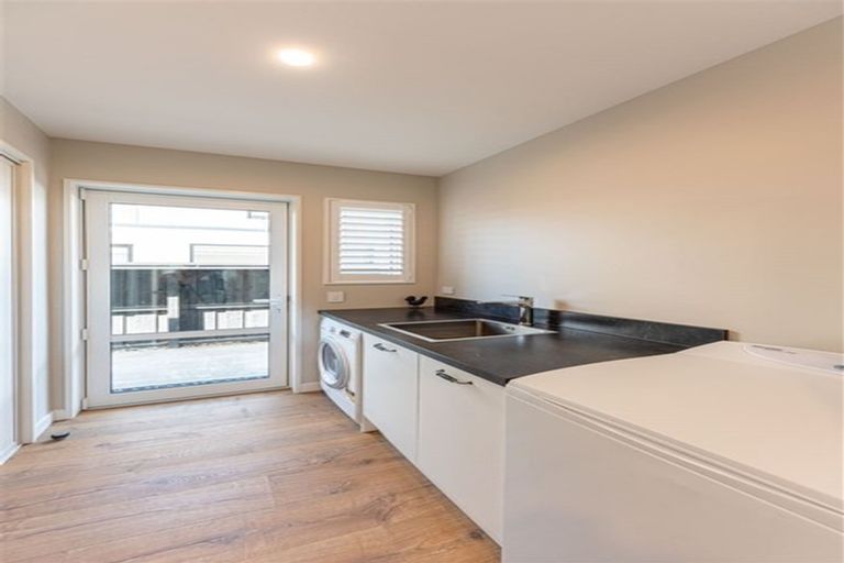 Photo of property in 114 Paparoa Street, Papanui, Christchurch, 8053