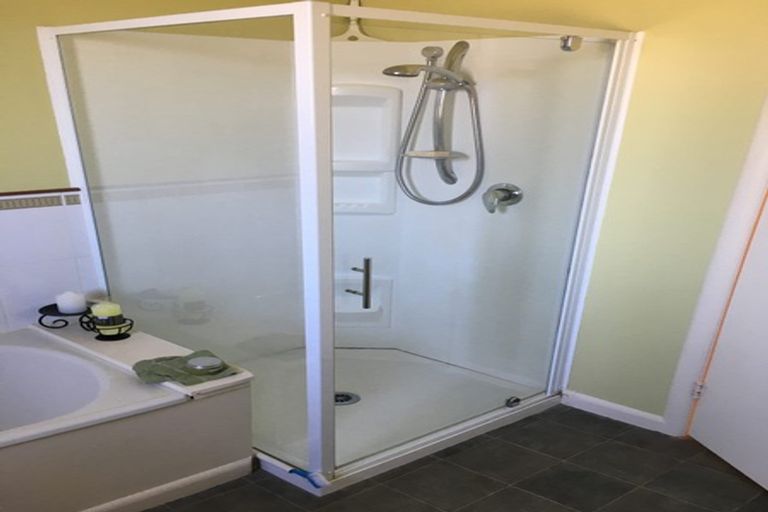 Photo of property in 61a Vardon Road, St Andrews, Hamilton, 3200