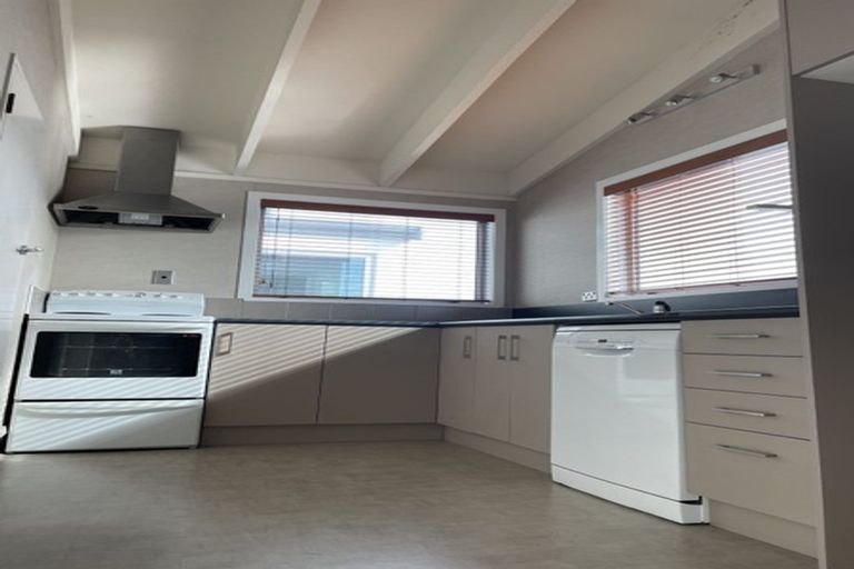 Photo of property in 74 The Esplanade, Westshore, Napier, 4110