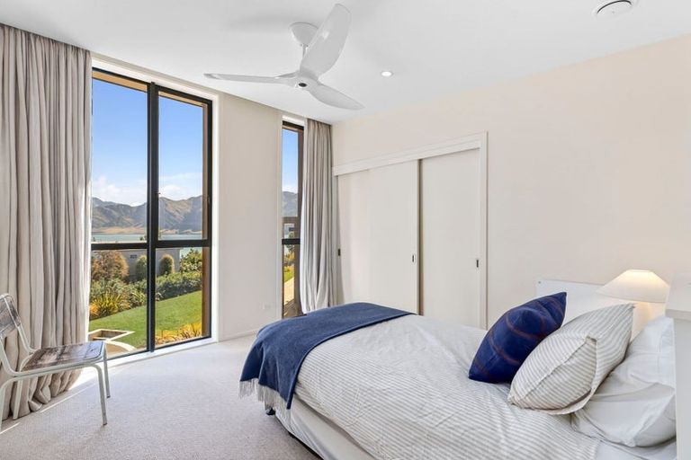 Photo of property in 35 Skinner Crescent, Lake Hawea, 9382