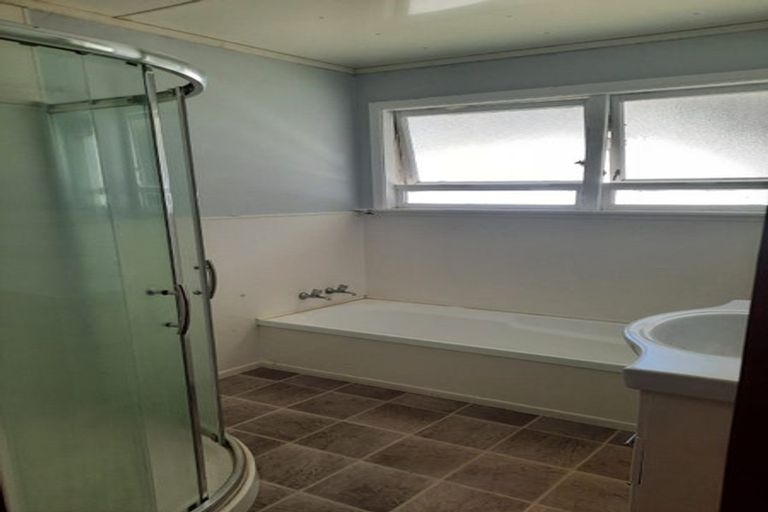 Photo of property in 8 Edward Street, Western Heights, Rotorua, 3015