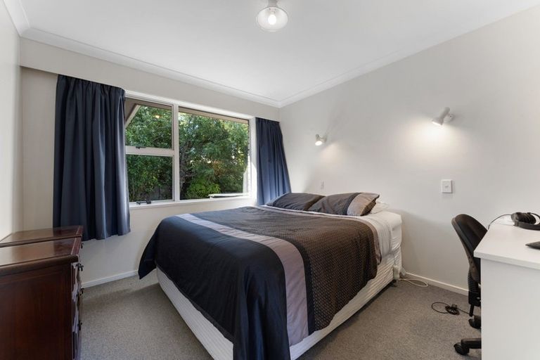 Photo of property in 19 Mudgway Place, Awapuni, Palmerston North, 4412