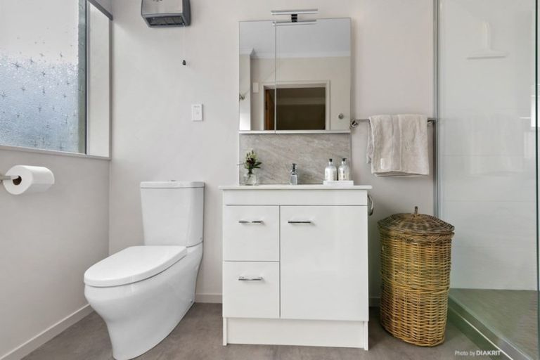 Photo of property in 137 Severn Street, Island Bay, Wellington, 6023