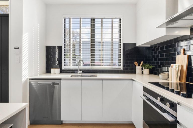 Photo of property in 10d Beauchamp Street, Karori, Wellington, 6012