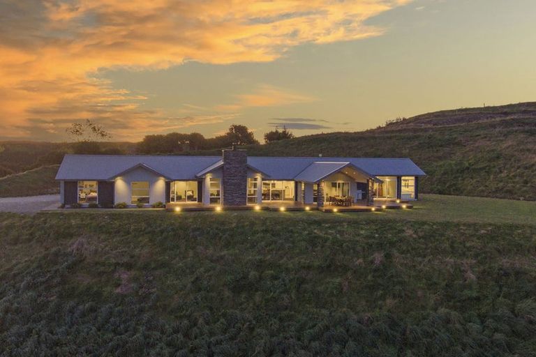 Photo of property in 70 Teapot Valley Road, Brightwater, 7091