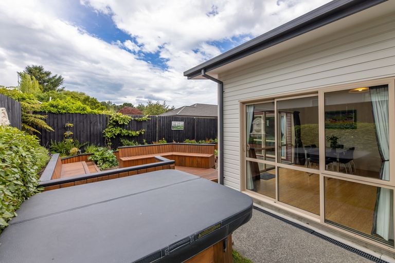 Photo of property in 69 Baker Street, New Brighton, Christchurch, 8083