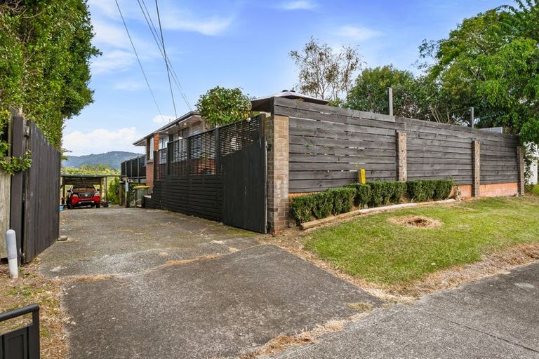 Photo of property in 9 Burnham Road, Waitakere, Auckland, 0816
