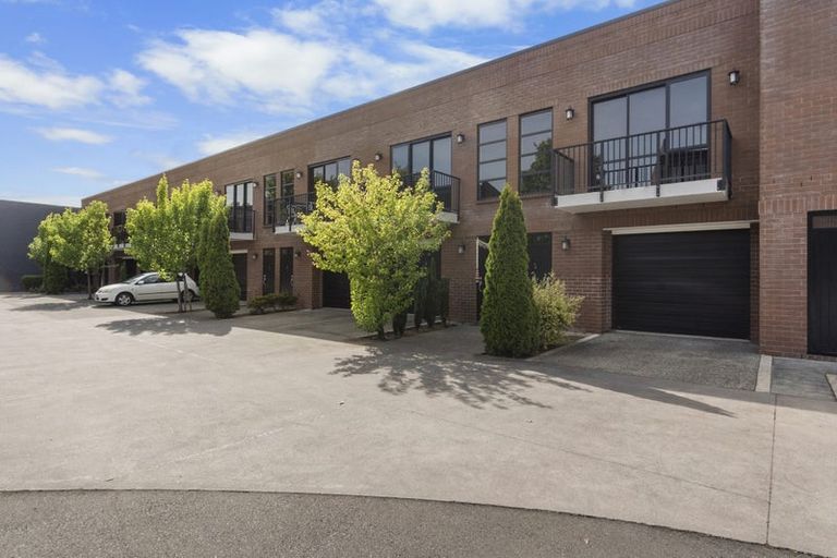 Photo of property in 12 Village Quarter Lane, Frankton, Hamilton, 3204