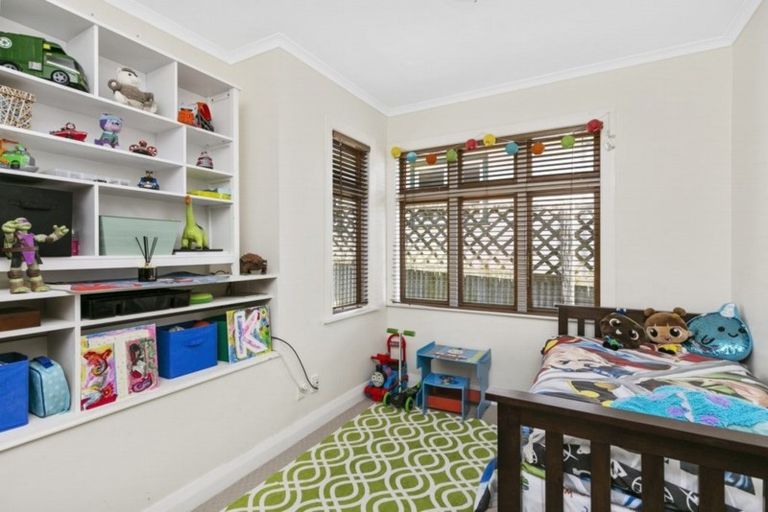 Photo of property in 3 Haumia Street, Johnsonville, Wellington, 6037