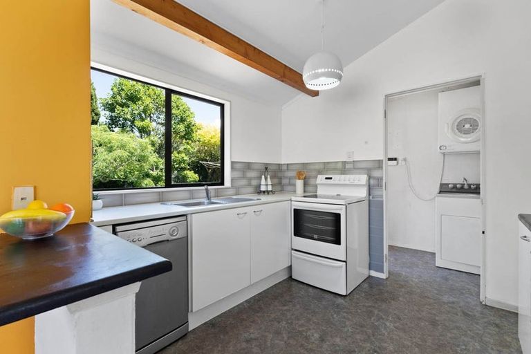 Photo of property in 2/13 Palmer Avenue, Glen Eden, Auckland, 0602
