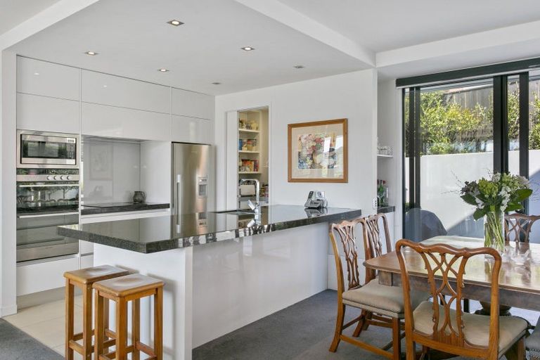 Photo of property in 5/6 The Moorings, Two Mile Bay, Taupo, 3330