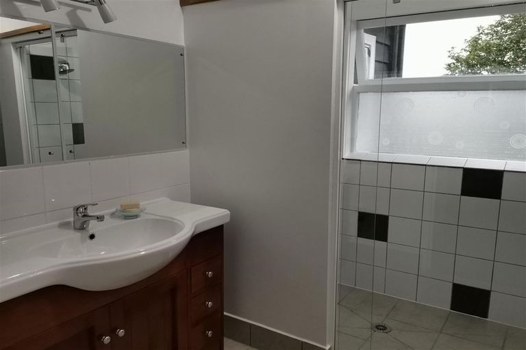 Photo of property in 100 Kemp Road, Kerikeri, 0230