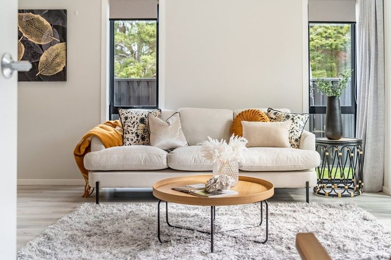 Photo of property in 84 Mawai Hakona Drive, Wallaceville, Upper Hutt, 5018