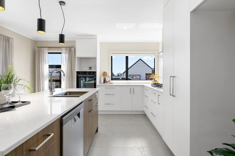 Photo of property in 37 Earp Crescent, Chartwell, Hamilton, 3210