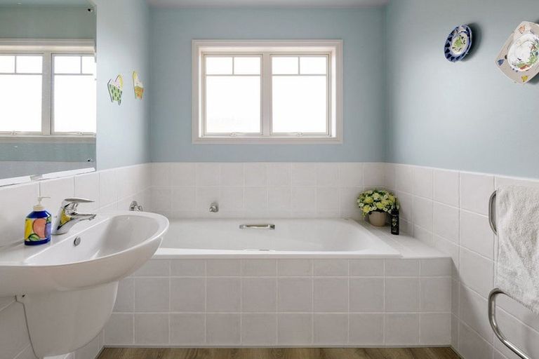 Photo of property in 49 Coleridge Street, Leamington, Cambridge, 3432