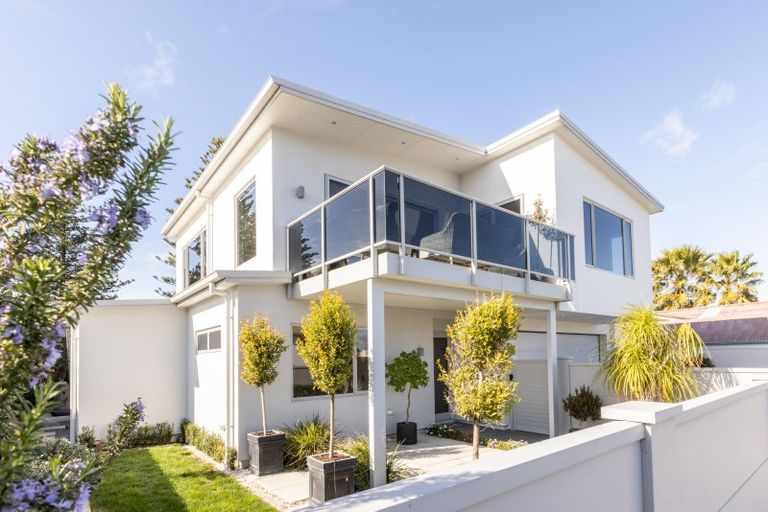 Photo of property in 86a Te Awa Avenue, Te Awa, Napier, 4110