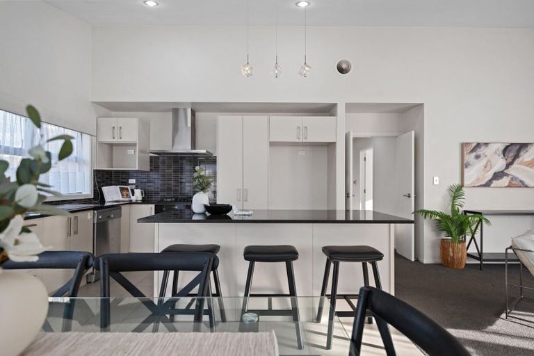 Photo of property in 32d Robinson Avenue, Holdens Bay, Rotorua, 3010