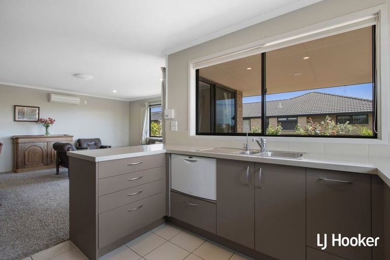 Photo of property in 33 Malta Crescent, Katikati, 3129