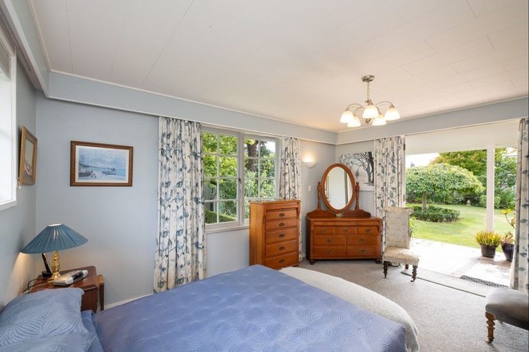 Photo of property in 6 Randall Place, Hospital Hill, Napier, 4110