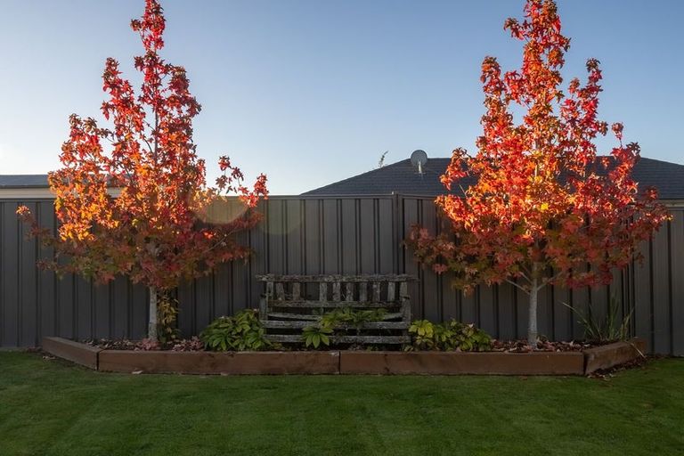 Photo of property in 18 Grandvue Drive, Twizel, 7901