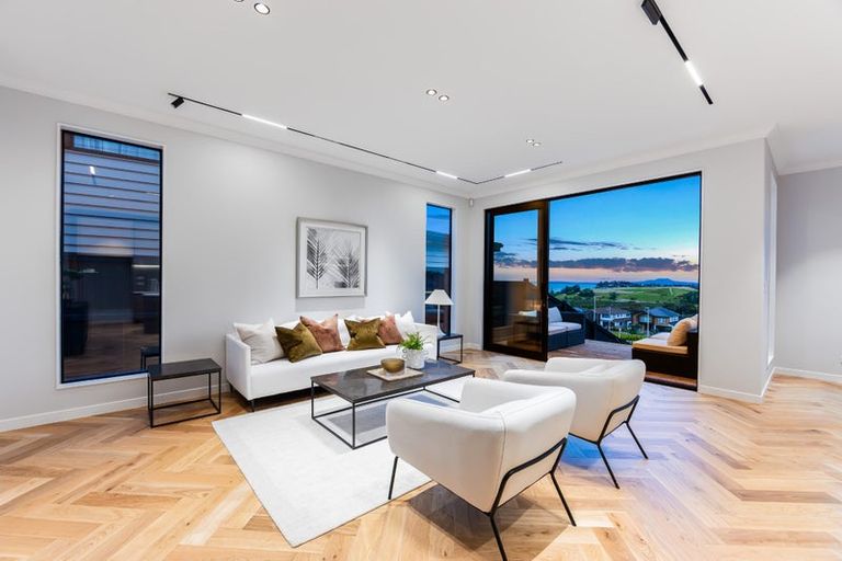 Photo of property in 54 Kumukumu Road, Long Bay, Auckland, 0630