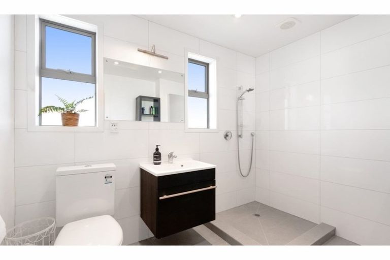 Photo of property in 18 Garvins Road, Hornby, Christchurch, 8042