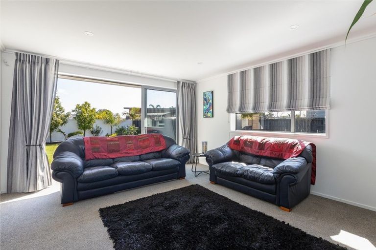 Photo of property in 2/16 Dune View Drive, Mangawhai, 0505