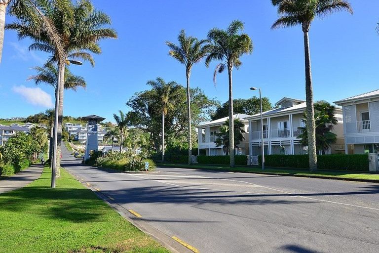 Photo of property in 84 Landmark Terrace, Orewa, 0931