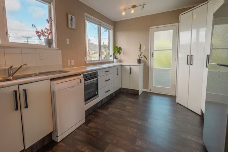 Photo of property in 387 Malfroy Road, Pomare, Rotorua, 3015