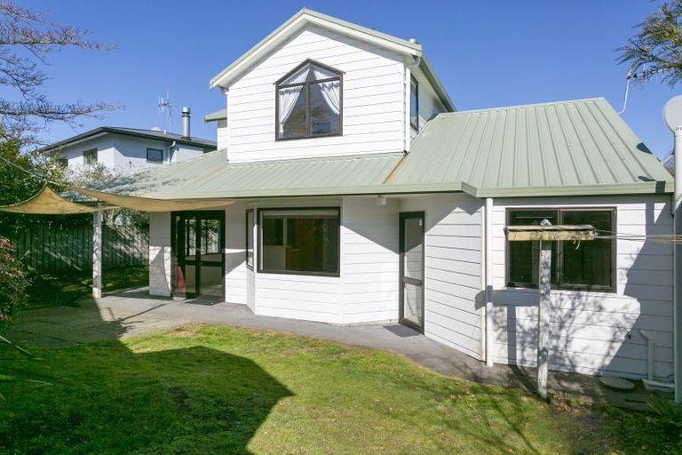 Photo of property in 124 Te Heuheu Street, Taupo, 3330