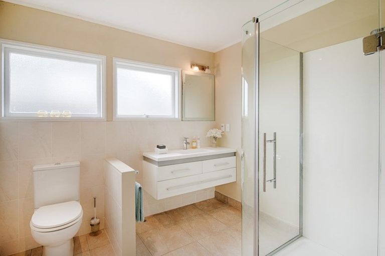 Photo of property in 50 Castor Bay Road, Castor Bay, Auckland, 0620