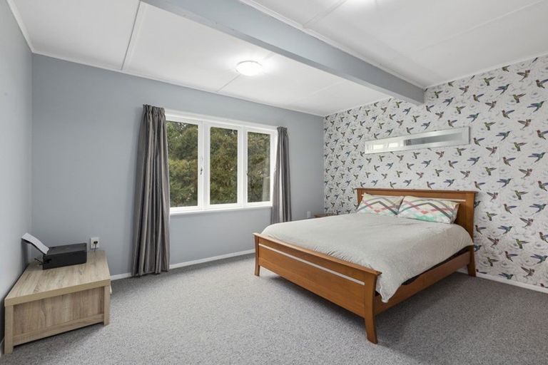 Photo of property in 40 Holborn Drive, Stokes Valley, Lower Hutt, 5019