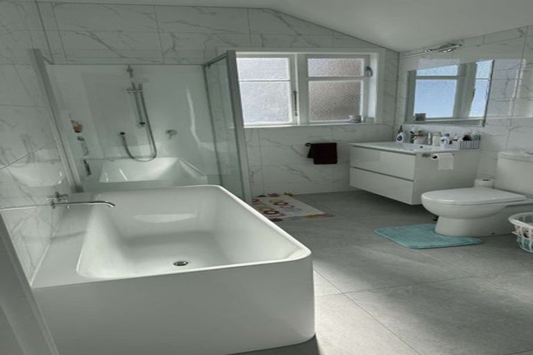 Photo of property in 28 Upland Road, Kelburn, Wellington, 6012