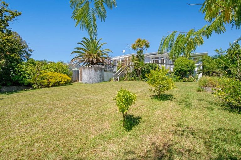 Photo of property in 14 Tiri Road, Manly, Whangaparaoa, 0930