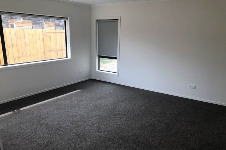 Photo of property in 2 Arahi Place, Rototuna North, Hamilton, 3210