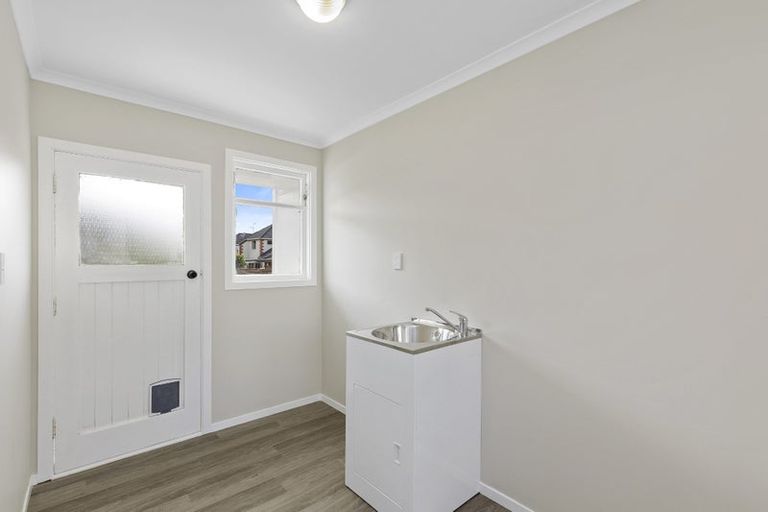 Photo of property in Silver Birch Court, 7/567u High Street, Boulcott, Lower Hutt, 5010