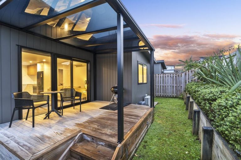Photo of property in 19 Patrick Rice Drive, Swanson, Auckland, 0614