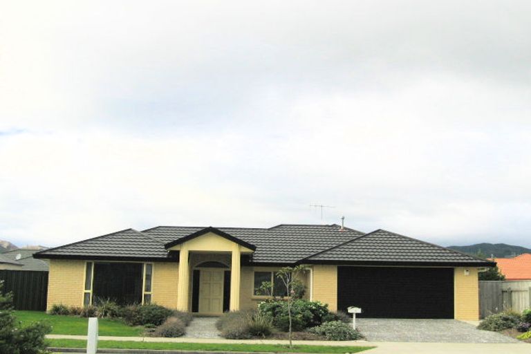 Photo of property in 6 Santa Teresa Court, Paraparaumu Beach, Paraparaumu, 5032