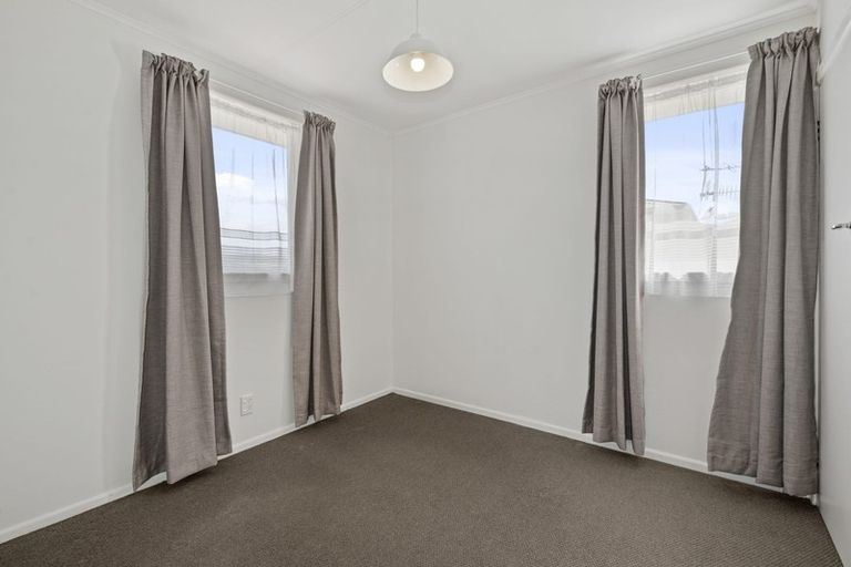 Photo of property in 8 Kahu Street, Utuhina, Rotorua, 3015