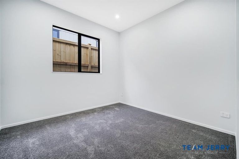 Photo of property in 43 Tributary Parade, Karaka, Papakura, 2113