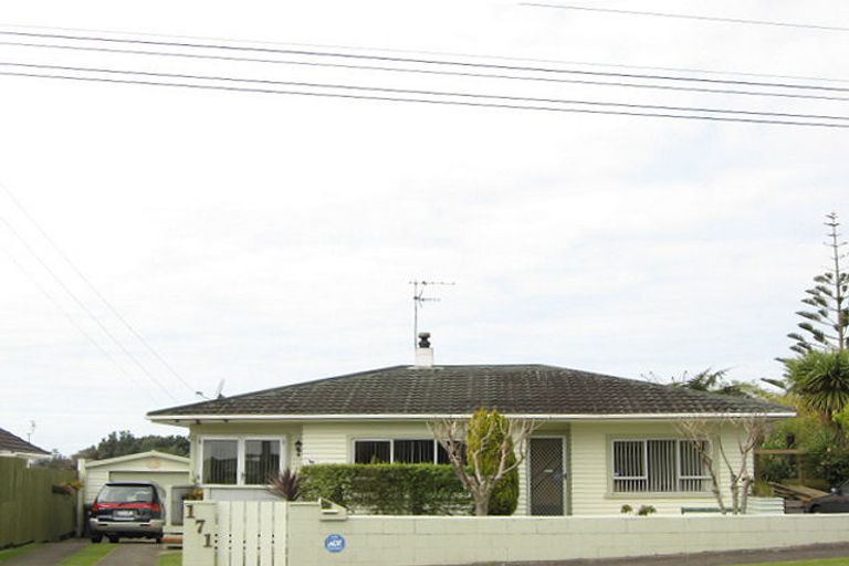 Photo of property in 171 Seaview Road, Westown, New Plymouth, 4310