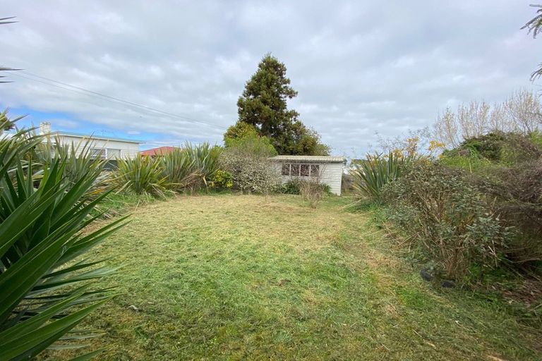 Photo of property in 15 Kirk Street, Otaki, 5512