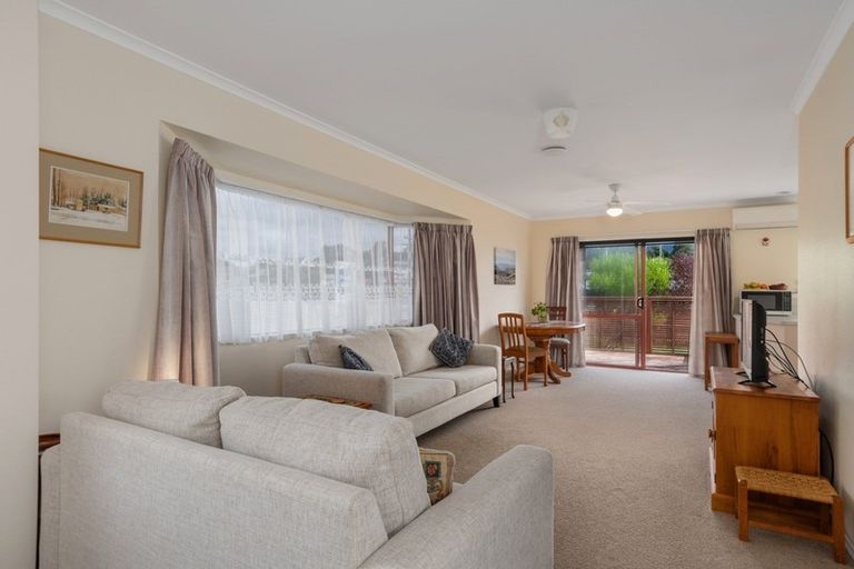 Photo of property in 1/122 Kenny Street, Waihi, 3610