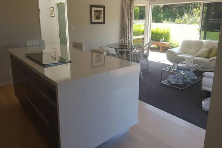 Photo of property in 3 Hobson Heights Road, Lucas Heights, Auckland, 0632