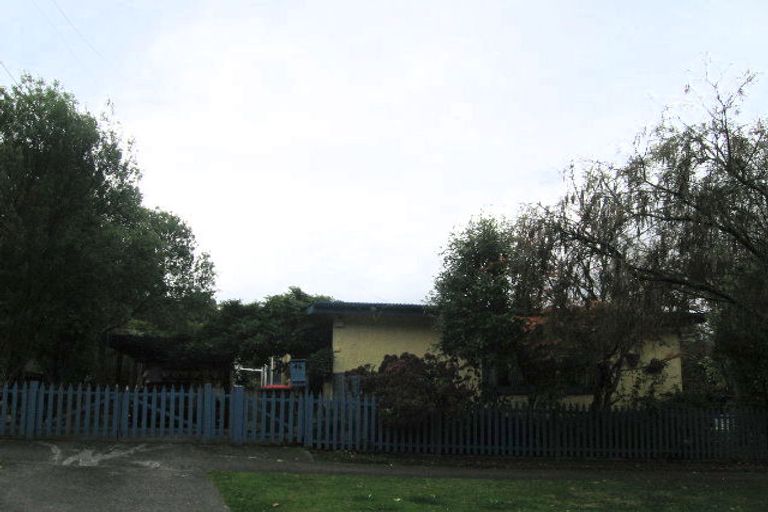 Photo of property in 46 Raukawa Street, Stokes Valley, Lower Hutt, 5019